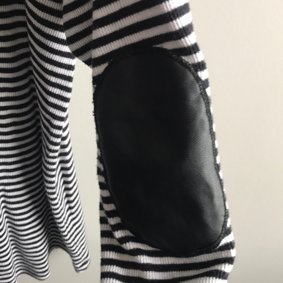 Calvin Klein light sweater - Picture 3 of 4